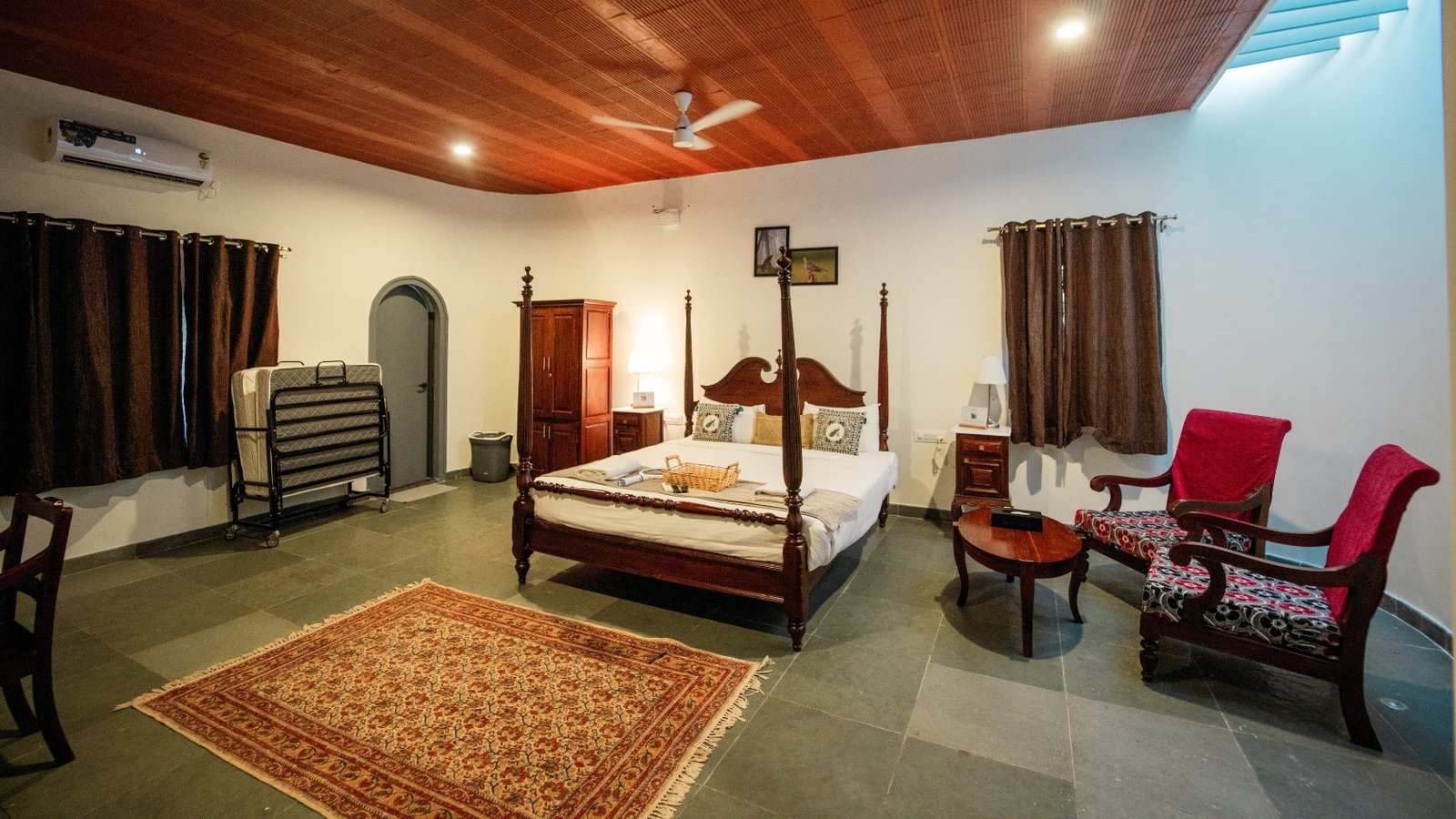 Pockets of Heaven - Urvi Farm - Dual Cottage Zone Room